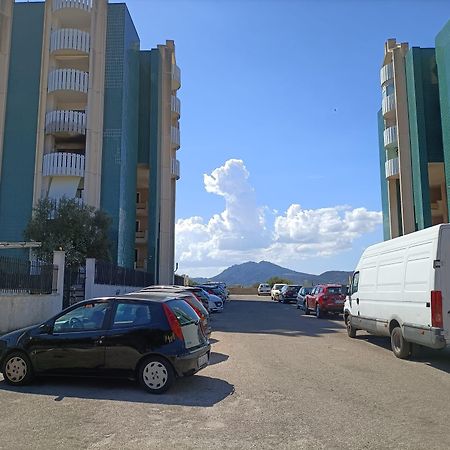 Appartamento Via Riccardo Lombardi 29 Olbia Exterior foto